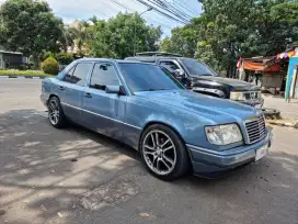 Dijual Mercy Boxer 300 E 1987 AT mulus