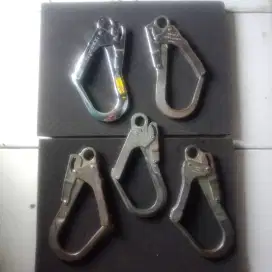 Hook body bekas
