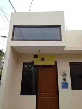 DIJUAL CEPAT BARU GRESS RUMAH MEDOKAN AYU