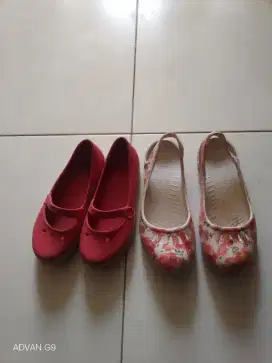 sepatu anak perempuan size 34 dan  crocs size 15 ori 2 hny 50k