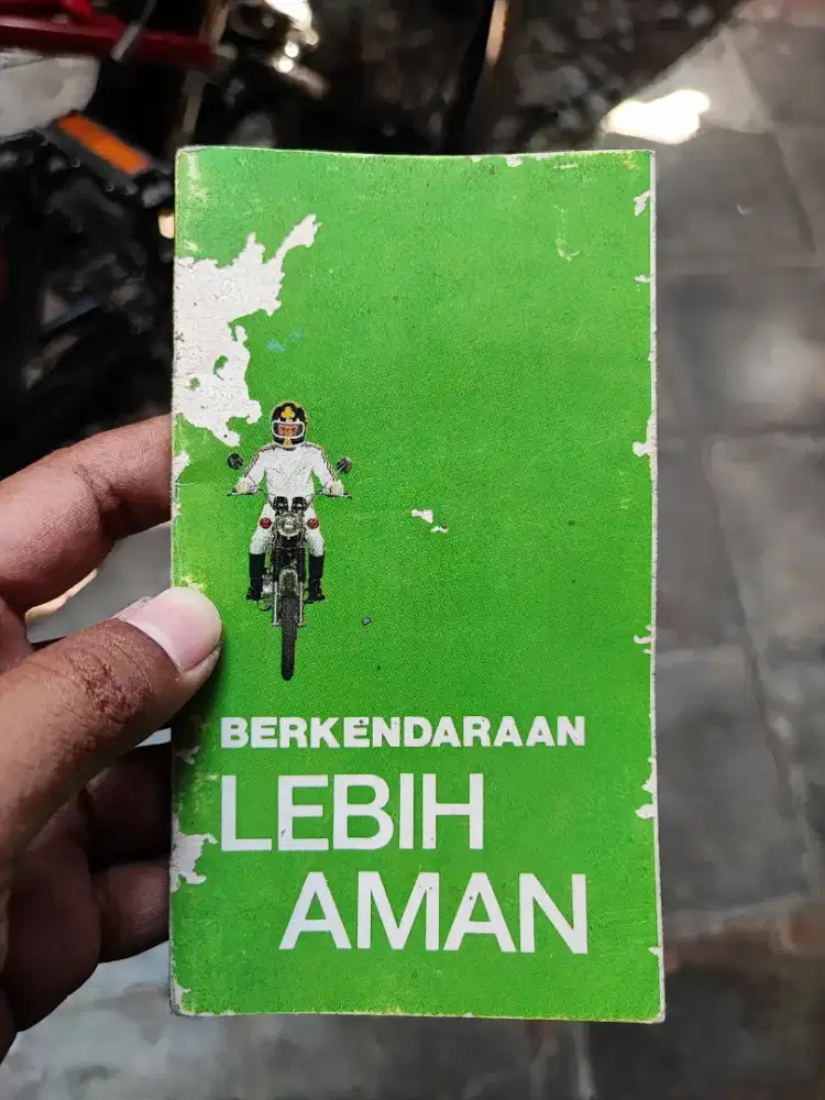 Buku Saku Antik Pedoman Berkendara Terbitan PT Astra Honda 1970s