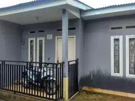 Dijual cepat dan murah, bambu apus pamulang  jl raya mujaer 2 KT 1 KM