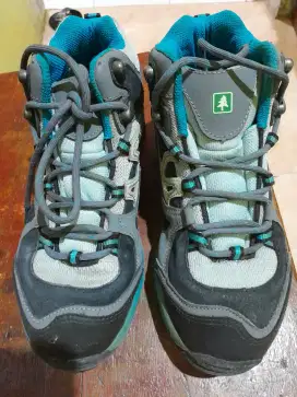 Sepatu Gunung Consina Alpine uk. 25cm/40