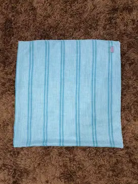 Jilbab segi empat motif garis2 biru