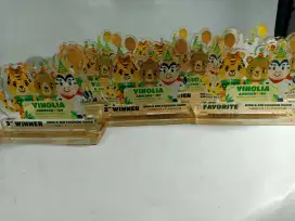 Piala akrilik murah