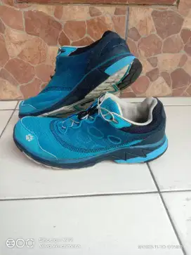 Sepatu jack wolfskin blue original second