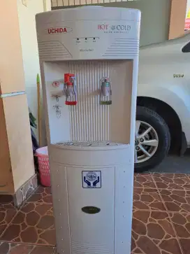 Dispenser Uchida