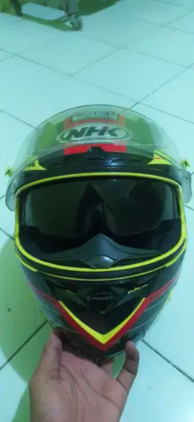 Helm full face NHK