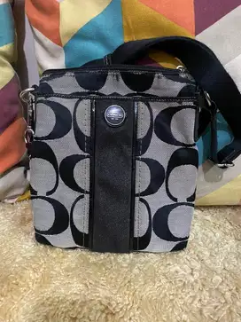 Selempang Coach ori mulus size 20x24 cms