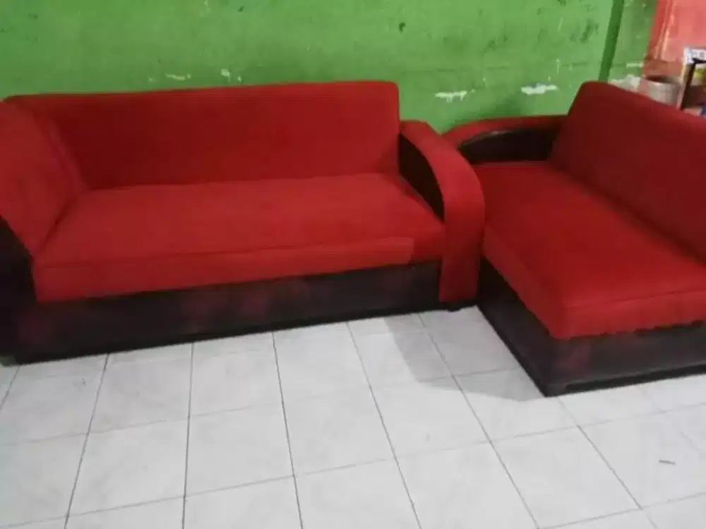 Tukang jok panggilan terdekat