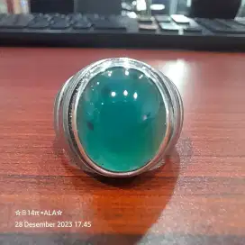 Bacan doko hijau ring perak elegan