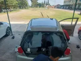 kaca film mobil pemasangan bisa ketempat anda