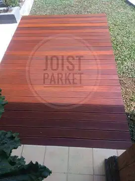 lantai kayu kolam renang deking bangkirai