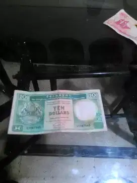 Mata uang hongkong 10 dolar tahun 1991.