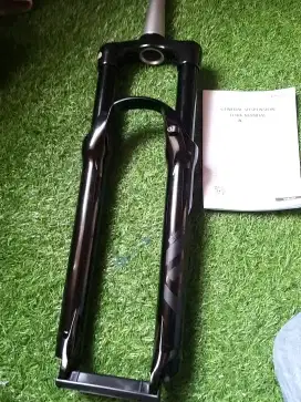 Fork sepeda mtb santour epixon ukuran 27,5