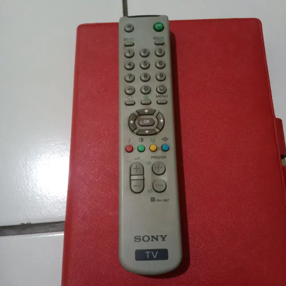 Remote universal SONY commander( Rm-889)