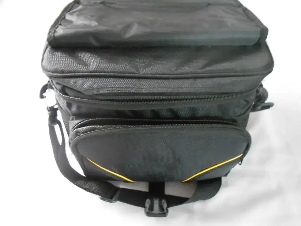 Tas Kamera DLSR NIKON Hitam Besar