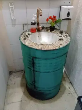 Wastafel (Tempat Cuci Tangan) Kerajinan Drum