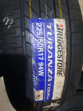 Ban baru 225.50.R17 BS turanza T005A