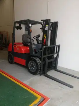 Dealer New Forklift Diesel Engine Isuzu Japan C240 Cap 2 Ton dan 3 Ton