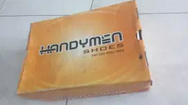 Sepatu safety handyman