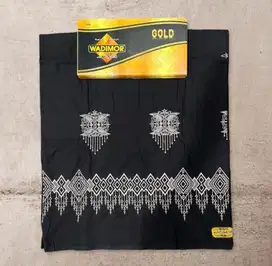 Kain sarung Wadimor motif bordir Aceh, kode A