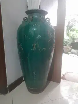Keramik antik asli