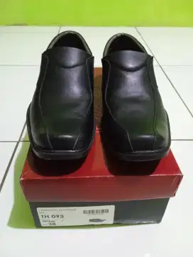 sepatu pentofel catenzo