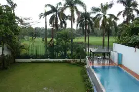 Rumah tropis mewah view Golf Pondok indah