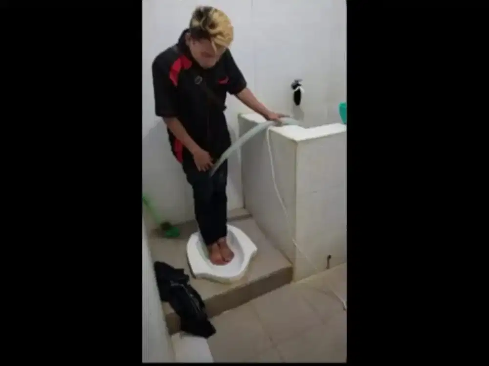 JASA SEDOT WC CIPARAY WC MAMPET SALURAN MAMPET PIPA MAMPET