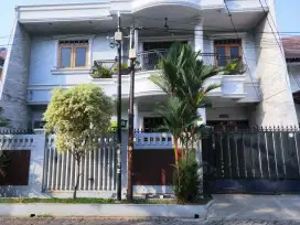 Runah depan taman, 12x15, di Taman Palem