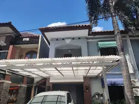 Dijual Rumah 2 lantai di Komp. Perum Jatinegara Baru JakTim