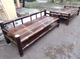 Kursi sofa amben bambu