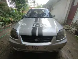 Hyundai Excel Silver Istimewa