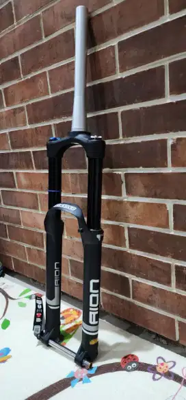 Fork suntour Aion travel 160 non boost.fork 27.5