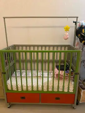 Dijual box bayi dan kasurnya