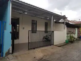 DISEWAKAN RUMAH LOKASI STRATEGIS WONOREJO KARANGANYAR