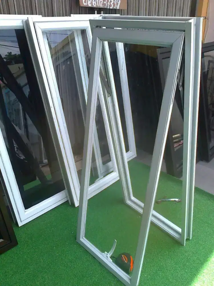 Tukang alumunium kaca