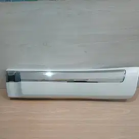 List Pintu Belakang kiri /  MOULDING SUB-ASSY, REAR DOOR Landcruiser