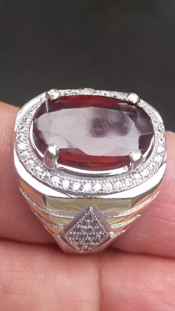 Jual Batu Cincin Permata Pigeon Red Garnet Cutting Bagus