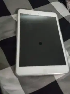 Ipad mini 2 64gb Cell Wifi jarang pakai