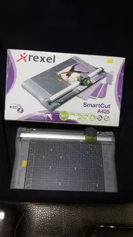 Pemotong Kertas Smartcut A425 Rexel