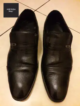 Dijual Sepatu Pantofel Kulit Yongki Komaladi Original 100%