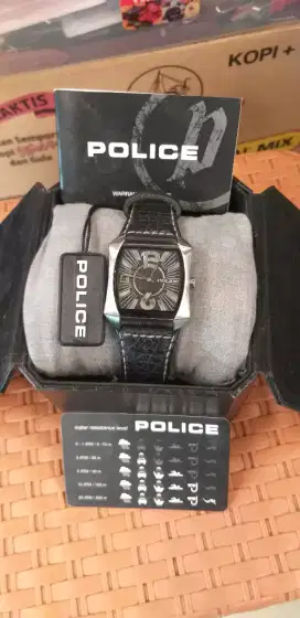 Jual bu jam folice quart