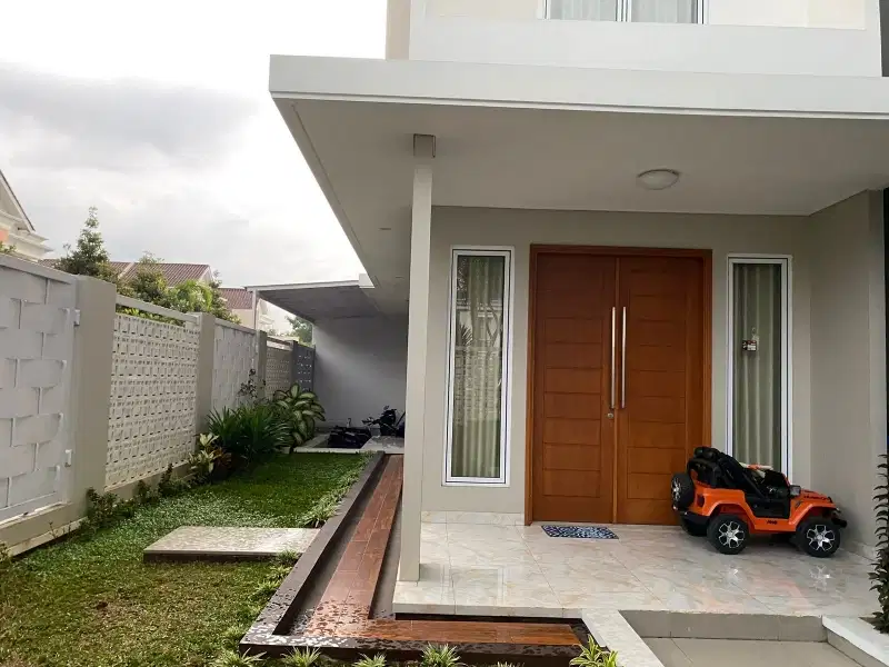 Dijual 
Rumah bagus Hoek
ROYAL RESIDENCE
Pulo Gebang