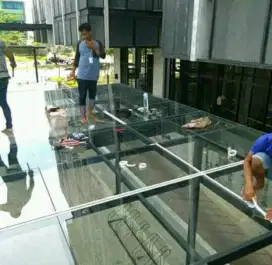 Kanopi kaca tempered 8mili,  rangka besi holo 4x8