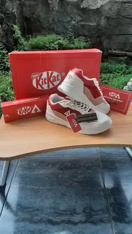 Sepatu Aerostreet X KitKat Aero Street Kit Kat