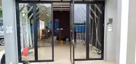 TUKANG KACA ALUMINIUM, PARTISI, JENDELA,PINTU KACA