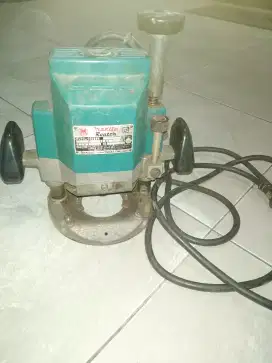 Router makita 3600 BR