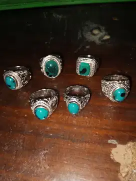 Bacan batu permata size kantoran